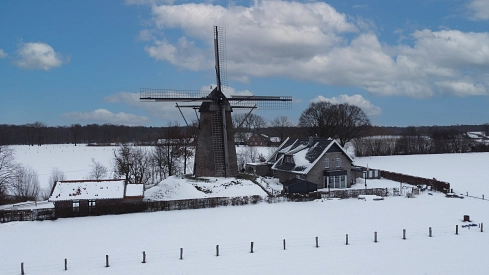 Die Mühle Habers im Schnee © Stadt Rhede