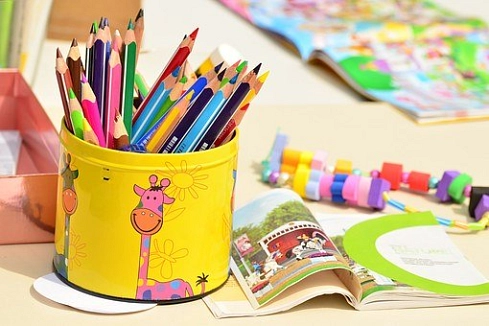 Kindergarten Stifte © pixabay